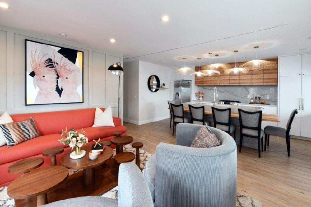 Luxury Cardiff by-the-Sea Ocean View Parkhouse